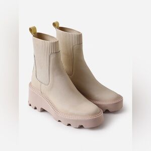 Dolce Vita Women’s Hoven H20 Bootie